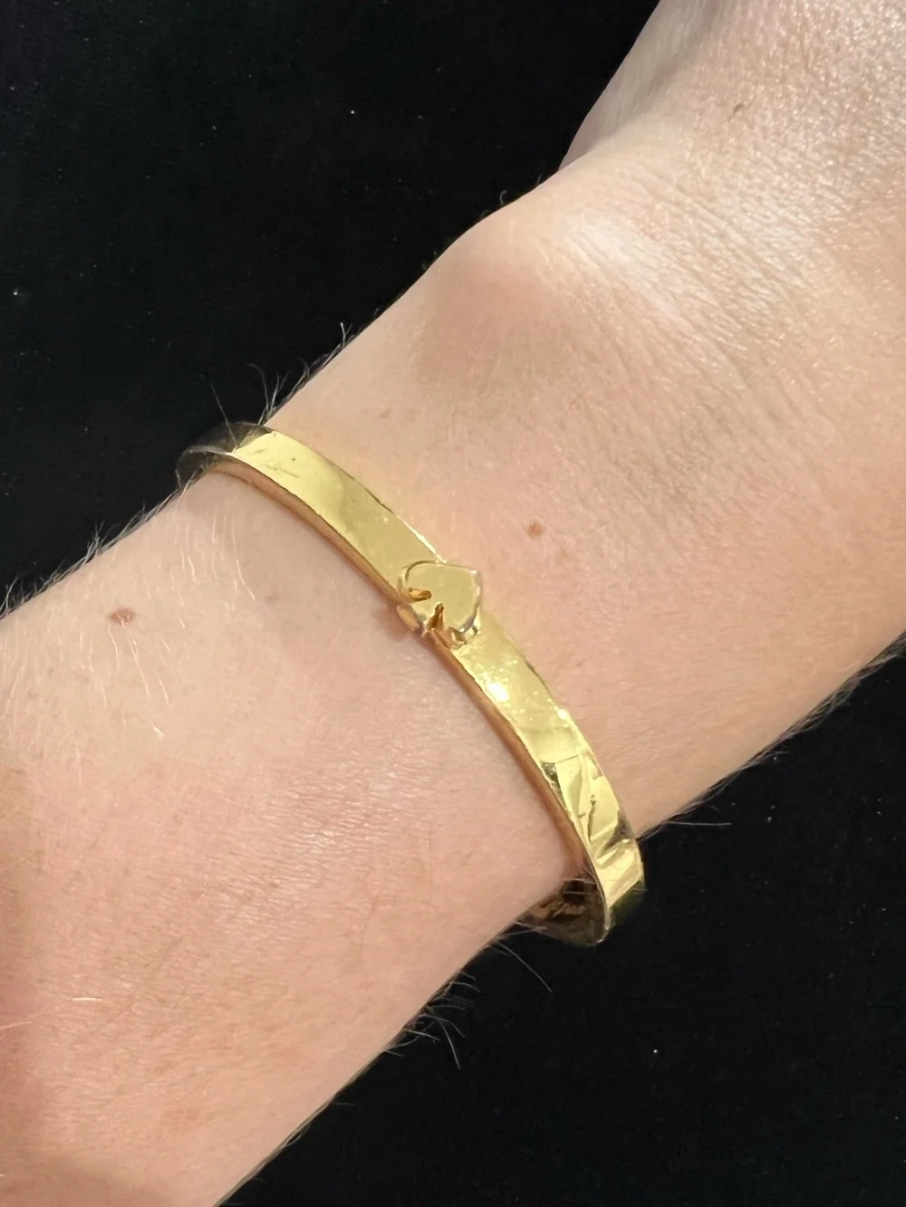 Kate Spade Gold Tone Spade Hinged Bracelet Designer Stackable Jewelry
